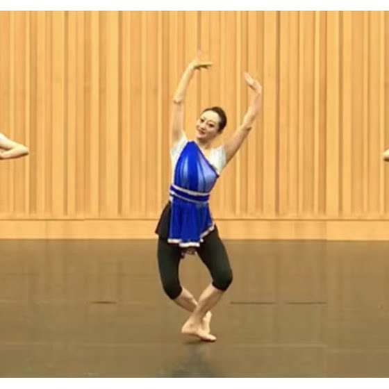 레벨 7 리틀 스타 중국 댄서 협회 그레이딩 소품 인디언 댄스 셔츠 벨트 축제 유쾌한 드럼 레드 실크 스카프 레벨 7 리틀 스타 중국 댄서 협회 그레이딩 소품 인디언 댄스 셔츠 벨트 축제 유쾌한 드럼 레드 실크 스카프
