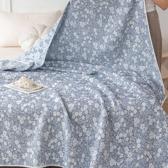 Class A six-layer gauze towel single nap z shawl small blanket sofa cover blanket lunch break air conditioning blanket
Class A six-layer gauze towel single nap z shawl small blanket sofa cover blanket lunch break air conditioning blanket