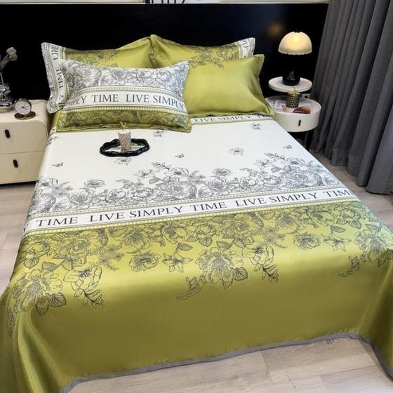 Cool ice silk mat summer soft mat sheet style 2025 new mother and baby grade baby mat three-piece set machine washable
Cool ice silk mat summer soft mat sheet style 2025 new mother and baby grade baby mat three-piece set machine washable