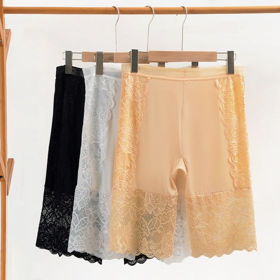 200*0.5kg large-size safety pants lace edge high waist anti-exposure hollow-out underwear two-in-one leggings fat mm
200*0.5kg large-size safety pants lace edge high waist anti-exposure hollow-out underwear two-in-one leggings fat mm