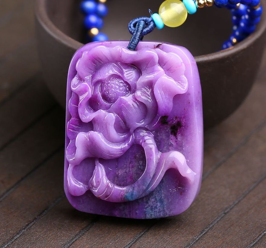 收藏级天然绝美樱花紫舒俱来花牌吊坠