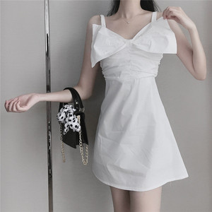 Sexy bow suspender dress with waistband shows thin temperament