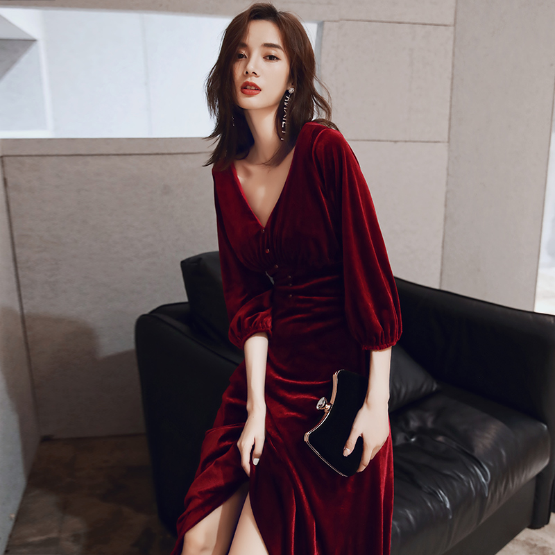 Toast dress bride 2022 new wine red long-sleeved velvet wedding engagement back door evening dress female atmosphere is thin