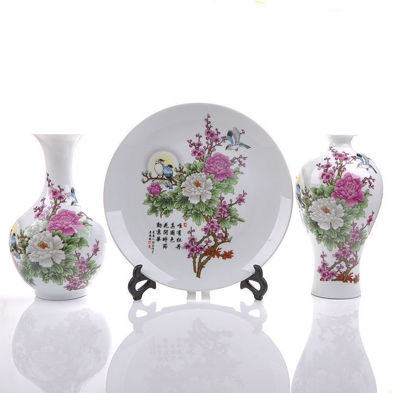 Jingdezhen ceramics peach blossom put water point three - piece vase plates modern living room home act the role ofing handicraft furnishing articles