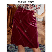 MAXRIENY 2020 autumn new natural waist wave hem temperament red short skirt retro slim hip skirt