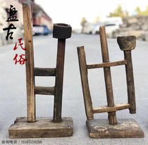 Nostalgic old oil lamp Wooden oil lamp Old-fashioned wooden ghee lamp Old-fashioned wooden candlestick Folk old object display products