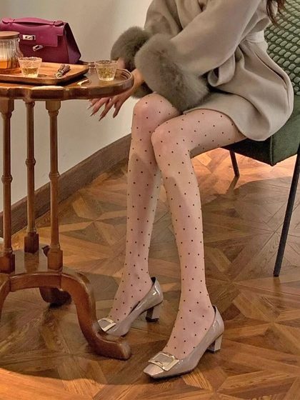 누가 아는가! 폴카 도트 실크 wa는 너무 놀랍습니다 ~ 하이힐로 너무 아름답습니다! 자매들에게! 누가 아는가! 폴카 도트 실크 wa는 너무 놀랍습니다 ~ 하이힐로 너무 아름답습니다! 자매들에게!
