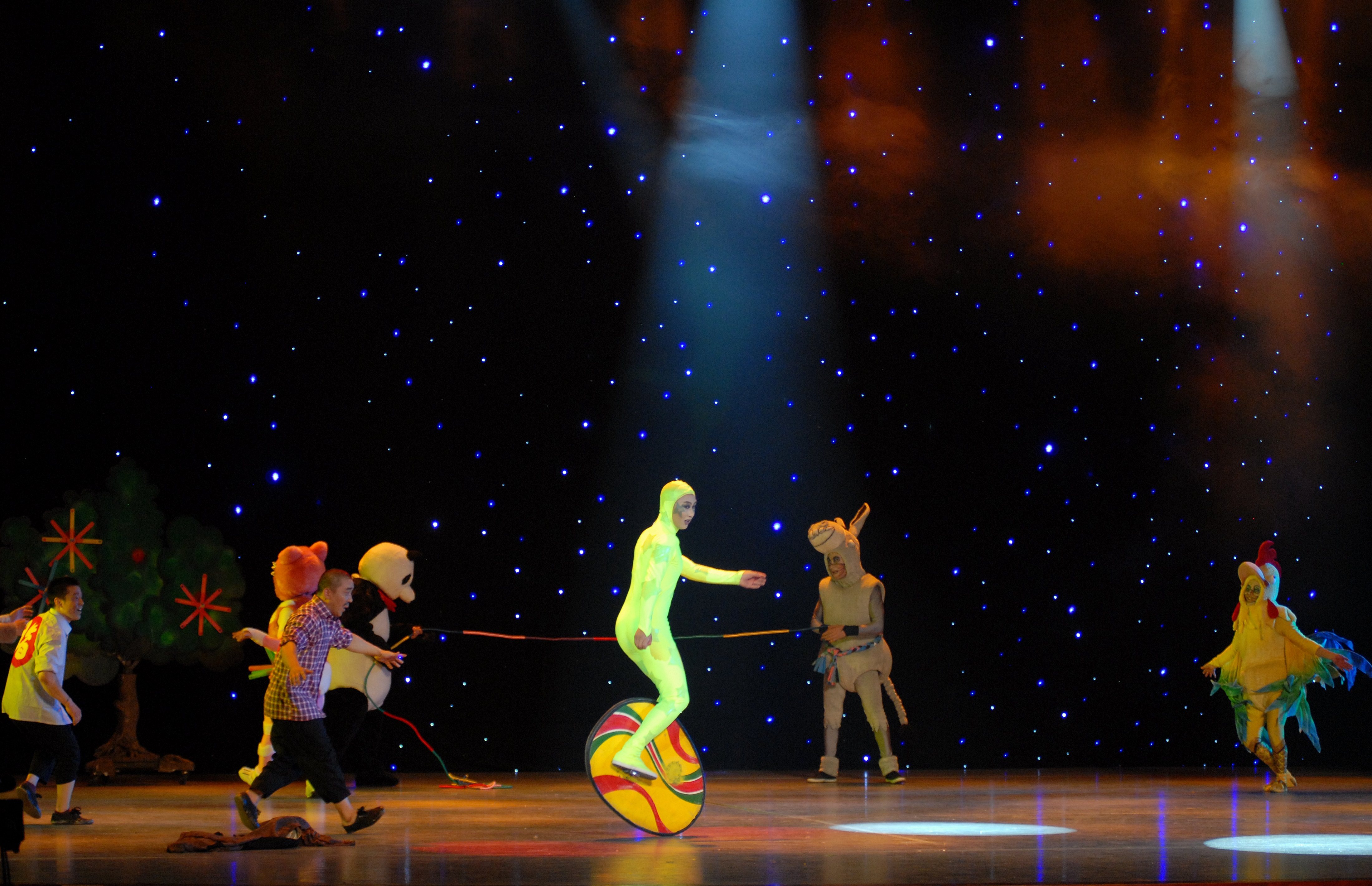 杂技儿童剧不莱梅的四个音乐家