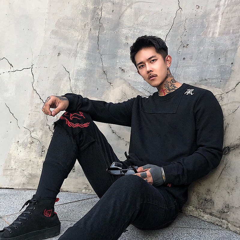 淘宝白鹤大人原创和气圆领卫衣