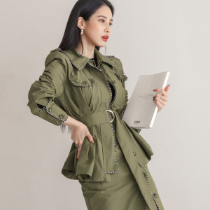 No. 7326 autumn 2020 Korean high-end temperament retro slim coat top waist slit wrap hip Skirt Set