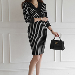 Mid autumn 2020 new style dress with slim neck and long waistband