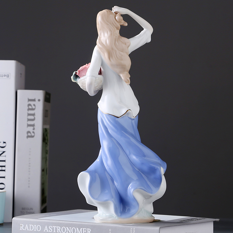 Jingdezhen ceramic western European women handicraft decoration home decoration home sitting room, study the desktop furnishing articles