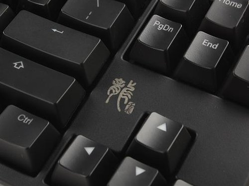 The belated year of the dragon! Ducky year of the dragon keyboard exclusive out of the box