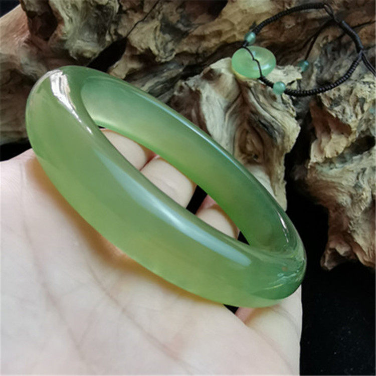 岫玉手镯180料女镯60到61mm菠菜绿玉石手镯珺瑶玉器新品特惠中