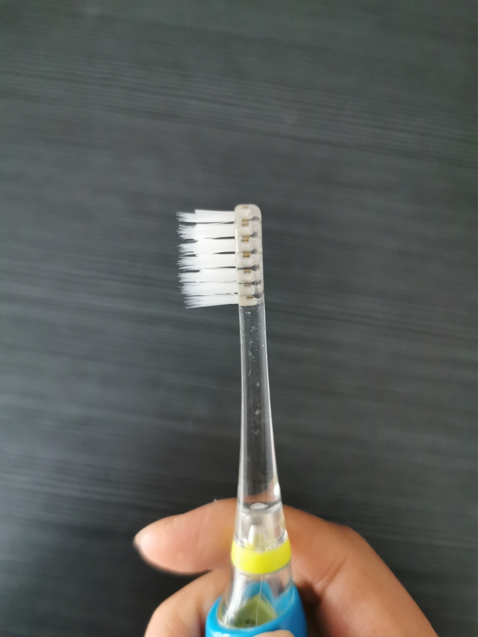 英国儿童电动牙刷好用吗？怎么样？多少钱，使用效果揭秘_搜券