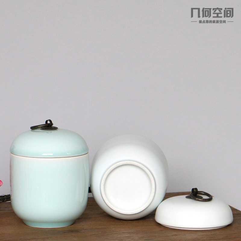 Jingdezhen ceramic tea set moonlight shadow blue glaze white small caddy fixings round as cans of Chinese style household decoration storage tank