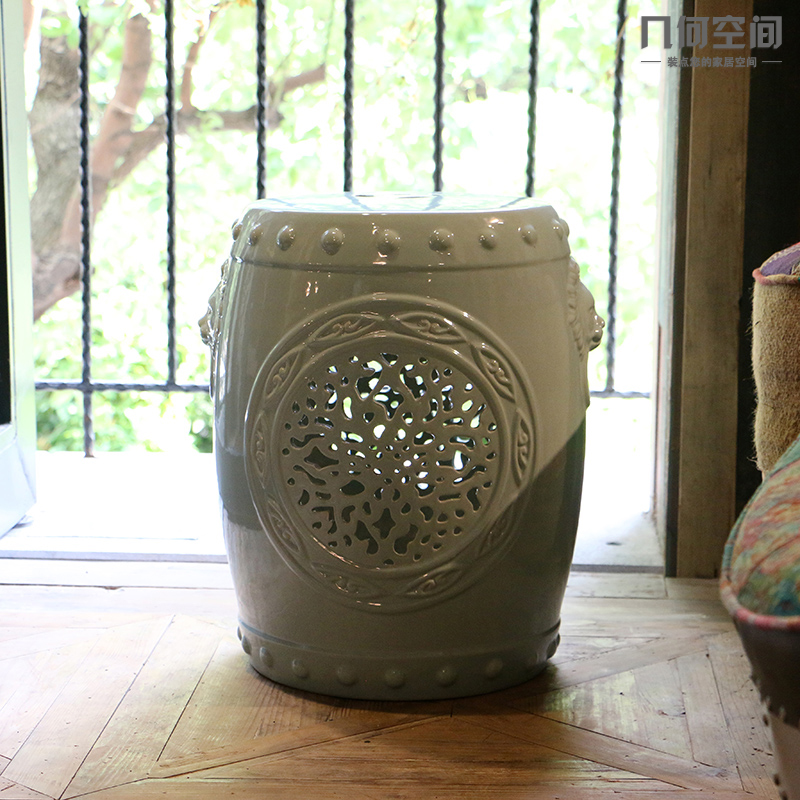 【 】 in the geometry space of modern Chinese style example room living room floor furnishing articles of jingdezhen ceramics hollow - out archaize who