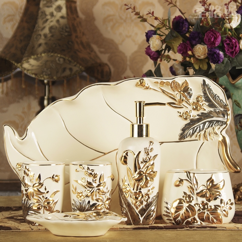Fort SAN road creative European ceramic sanitary suit bathroom furnishing articles ceramic paint crafts a wedding gift