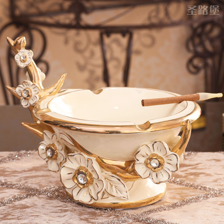 Ceramic European fashion creative ashtray ashtray European furnishing articles large sitting room tea table ashtray