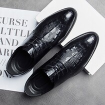 Boomer Leather Shoes Man 2022 Spring new Korean version Inn Wind Business is loading crocodile print 100 hitch for men casual shoes