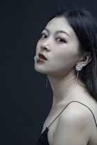 This decoration 2020 spring and summer new vegetal new series original niche design pure handmade earrings foot silver 999