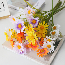 Small Daisy fake flower chamomile simulation flower decoration high-end living room decoration bouquet plastic dried flower table ornaments