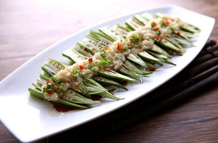 蒜蓉粉丝蒸秋葵