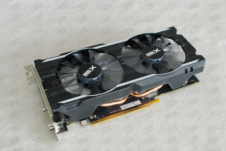 128bit 独立游戏显卡 秒gtx750 参数:产品名称:sapphire/蓝宝石r7360
