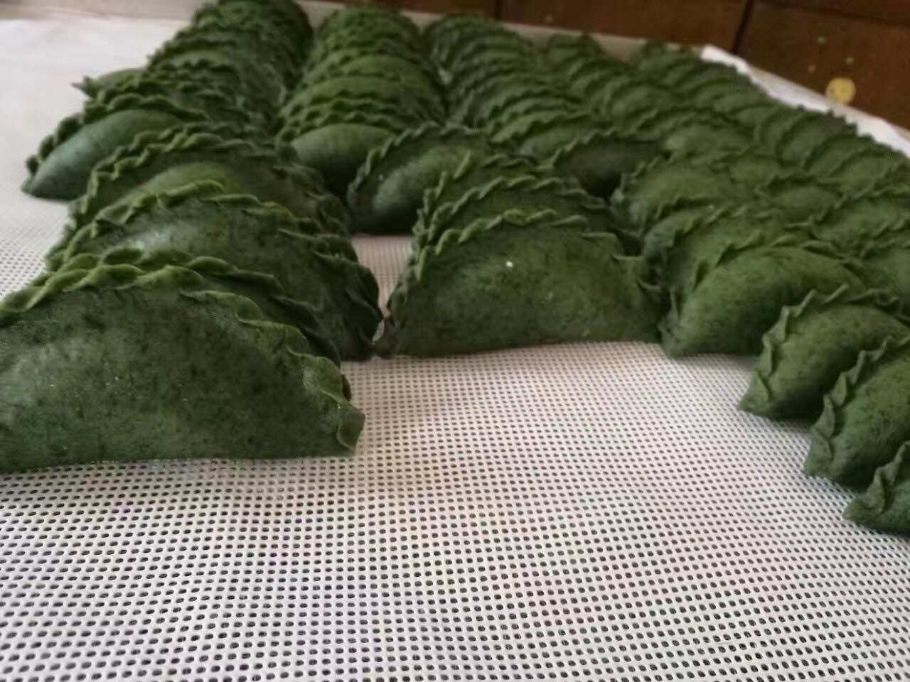 浙江特产传统清明果包邮农家手工咸馅艾草饺子雪团艾草清明团10个