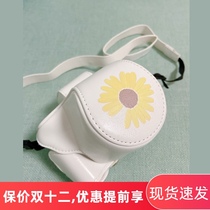 Small clear Daisy camera case Canon M50 200D generation second generation Sony A6000 Panasonic GF7