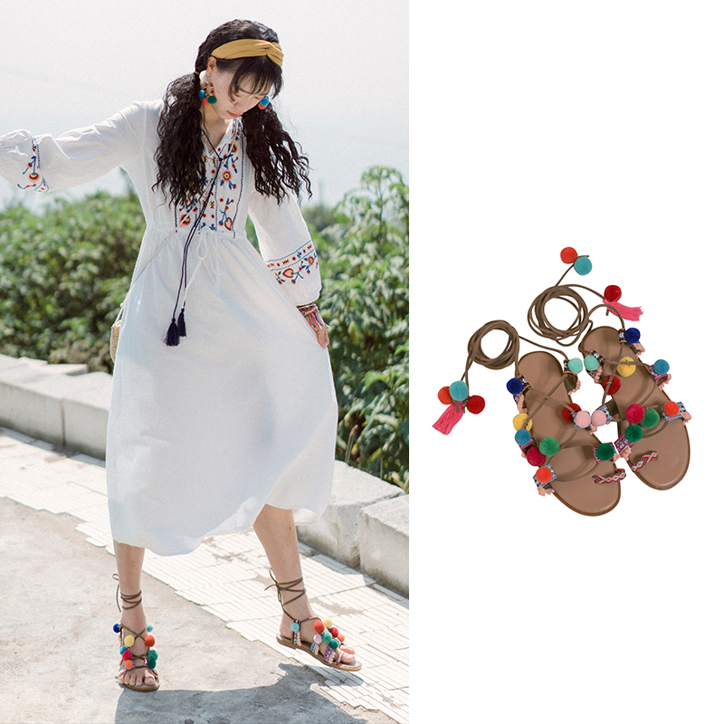 Bohemian strappy sandals colored fringed Roman shoes flat beach holiday ethnic style clip-toed shoes summer new