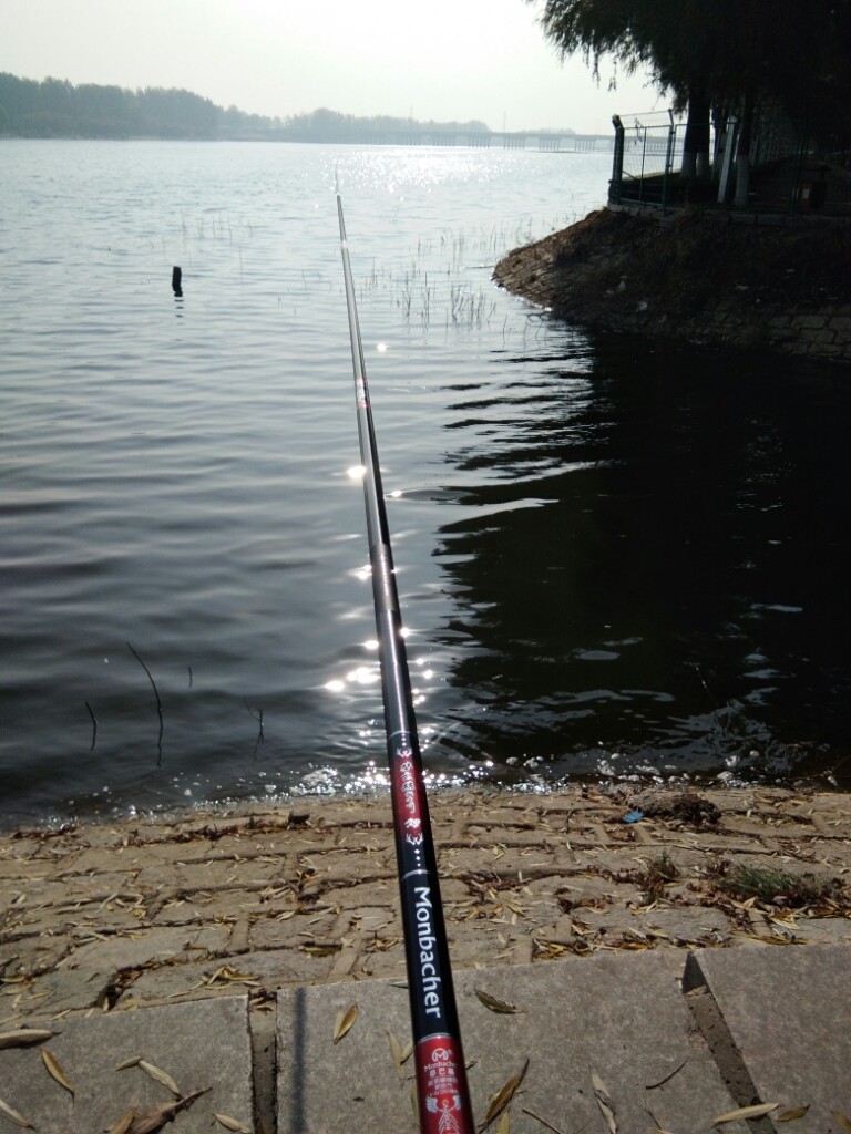 价格500多的monbacher梦巴赫碳素鱼竿,不输国外大品牌