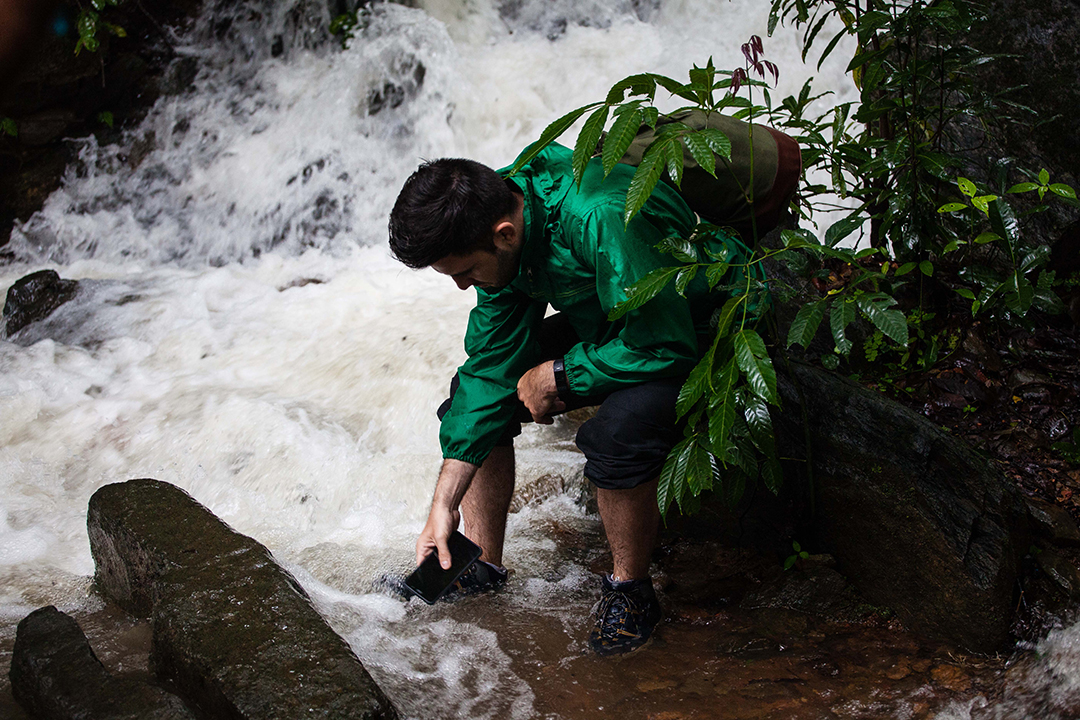 徒步跋山涉水，科技装备助力不留遗憾2