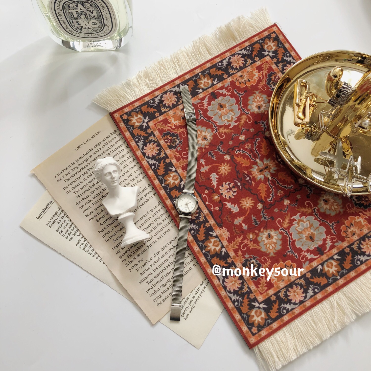 Ins bloggers often use retro ethnic style coaster Persian small carpet pattern fringe side coaster photo props