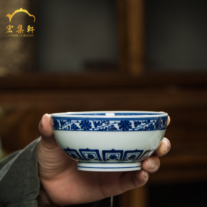 The Master cup tie up branch lines of blue and white porcelain of jingdezhen all checking ceramic teacups hand - made treasure grain sample tea cup small bowl