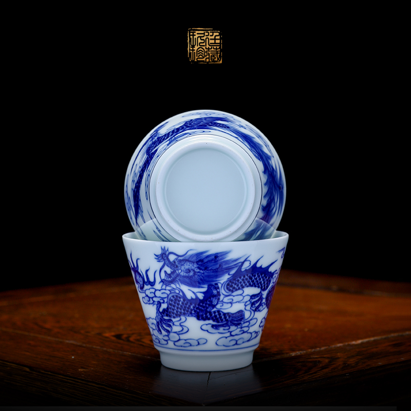 About Nine katyn longfeng master cup single cup of jingdezhen ceramic tea set with personal kungfu tea cups sample tea cup