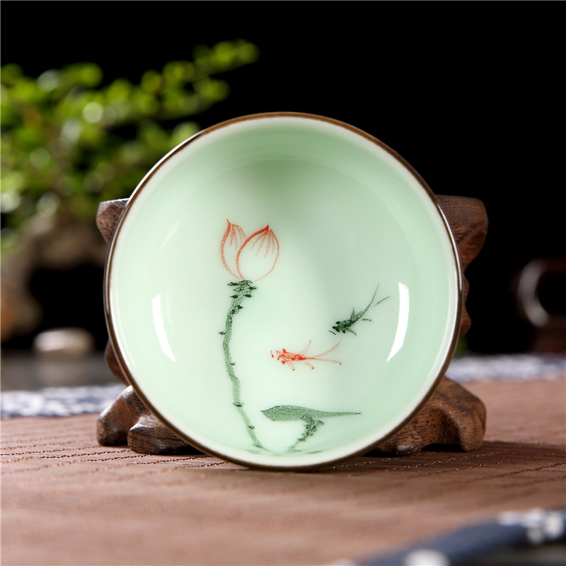 Celadon hand - made ceramic cups small lotus lotus kung fu tea cup tea cup single cup and only a single