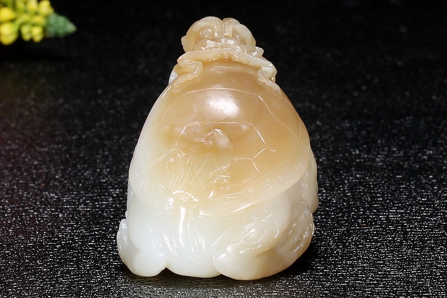 海派玉雕大师倪紫禅作品 和田玉糖羊脂白玉 龙龟手把件 161.80克