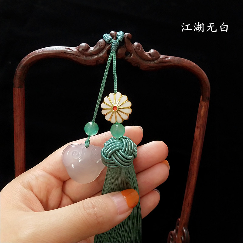 中国风复古旗袍压襟扣流苏挂件中式古典汉服天然玉髓胸针领扣配饰