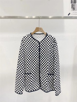 TD Korean version single row buttoned retro long sleeve cardiovert chic black and white plaid jacket woman 2021 spring autumn loose