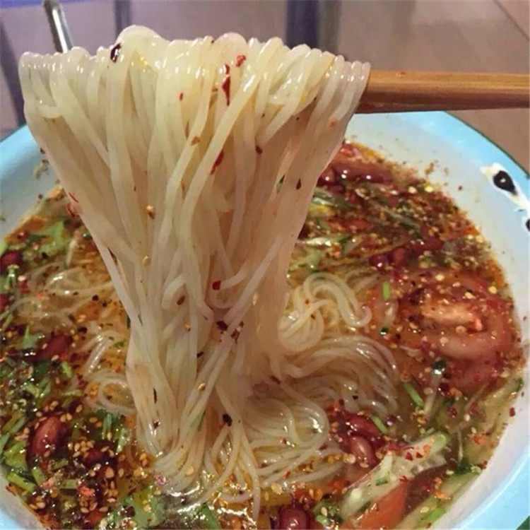 延吉大妈东北梅河口正宗延吉朝鲜族真空塑封微信三包料大冷面批发