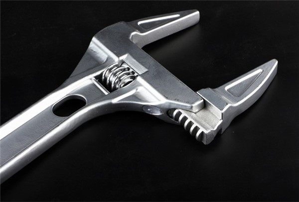 大开口活动扳手短柄卫浴扳手多功能洗脸盆下水器水龙头工具维修