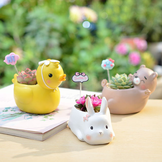 Fun playing garden cartoon small yellow duck multi-meat flower bowl cute small animal meat potted resin home decoration Fun playing garden cartoon small yellow duck multi-meat flower bowl cute small animal meat potted resin home decoration