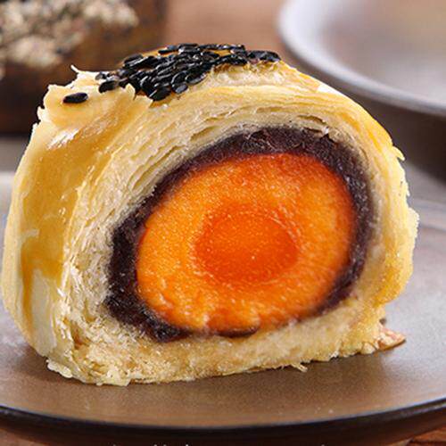 高颜值又美味的蛋黄酥,包你吃到满足