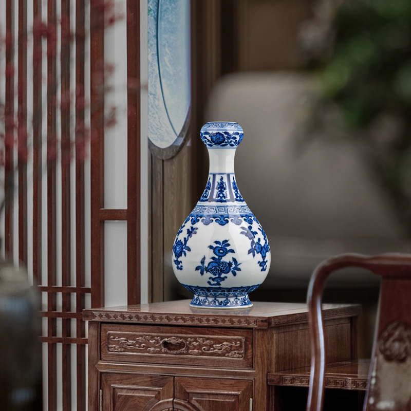 Blue and white porcelain ceramic antique wood Chinese style household living room TV cabinet decorative vase vase gift furnishing articles