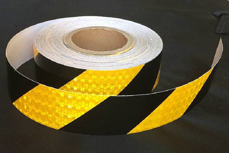 5cm 20cm宽红白黑黄斜纹反光贴膜纸货车反光条交通车库防撞警示帖