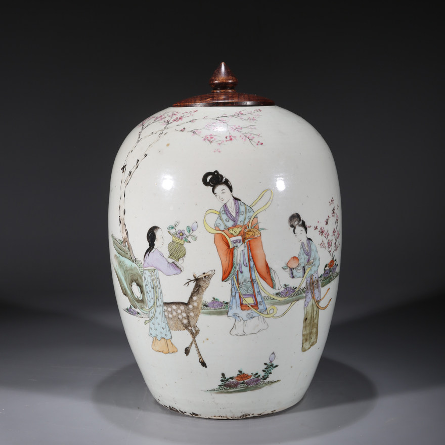 11 光绪 浅绛彩仕女冬瓜罐