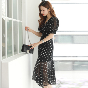 Casual close waist sexy fishtail dot lace wrap hip V-neck dress