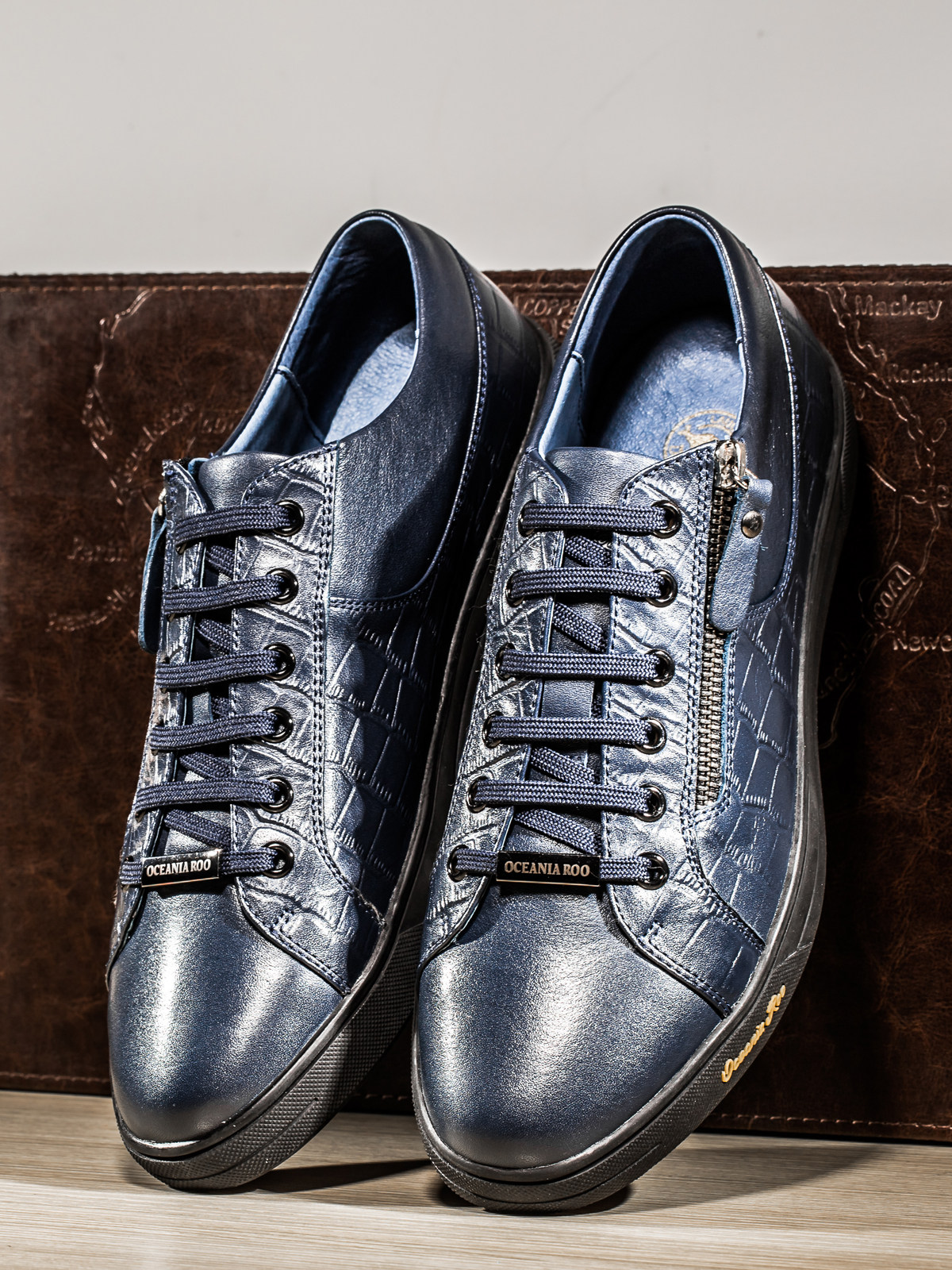 大洋洲袋鼠 男士休闲鞋 真皮男鞋时尚潮流压花拉链板鞋