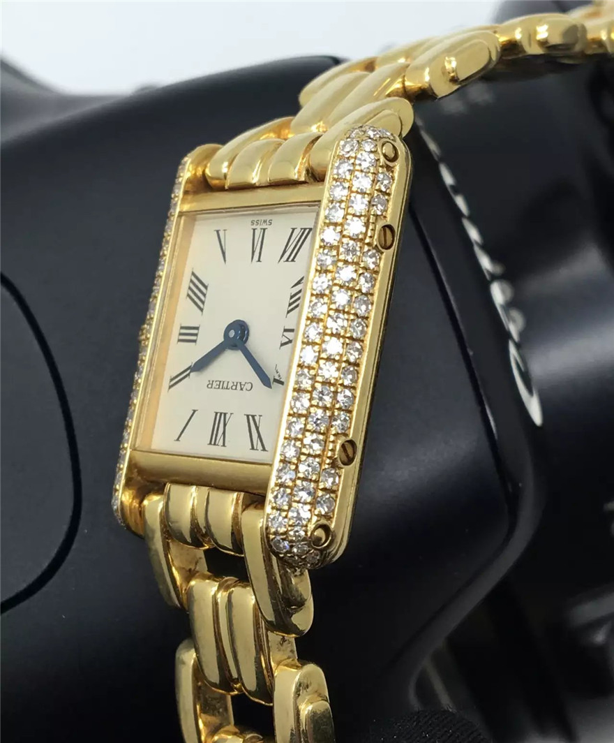 [9.5新]卡地亚坦克系列18k黄金镶钻石英女表